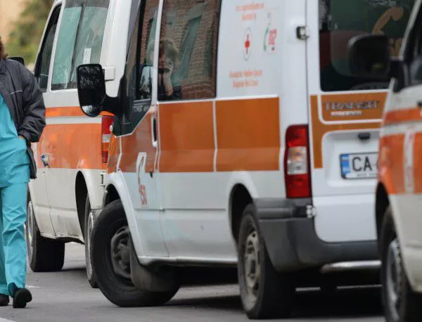 Бетонна плоча от подлез падна върху момиче в София