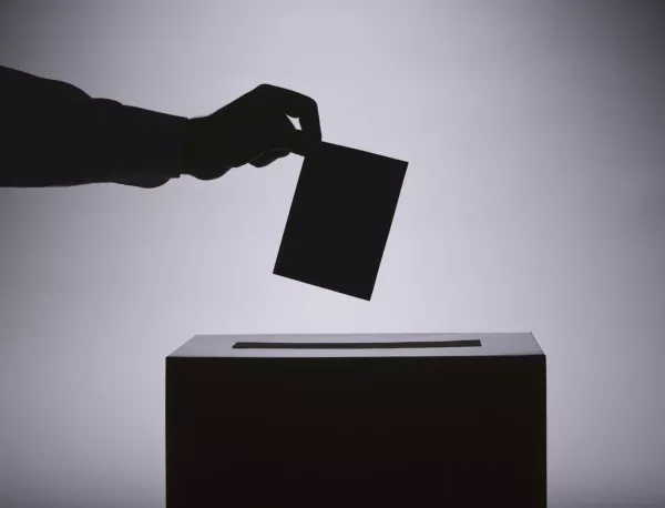 Експерт: Трайно се дискредитира изборният процес в България 