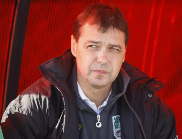 Турци искат Хубчев за треньор