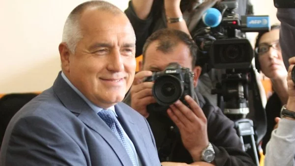 Бойко атакува Волен във Facebook: Показа, че празнодумството е най-силната му политика