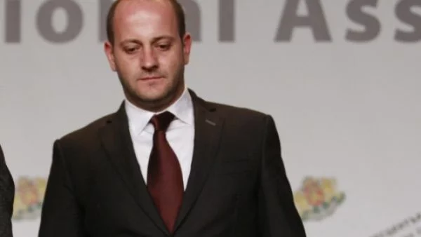 Кънев прогнозира предсрочни избори през май