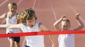 Над 180 деца във Варна участваха в "Спортни звездички" с ДЗИ