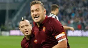 ВИДЕО: Великолепен гол на легендата Тоти спаси Рома 