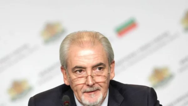 Местан: Не поставяме условия пред никого