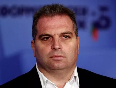 СДС се дърпа: Иска Гроздан Караджов, не Трайков за президент
