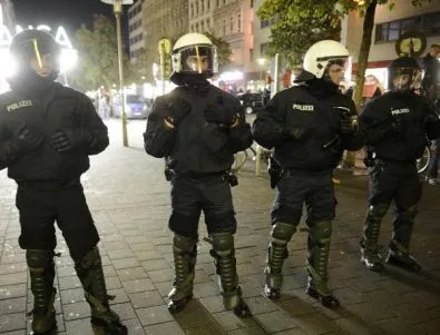 Трима са арестувани в Германия за свързаност с атентатите в Париж