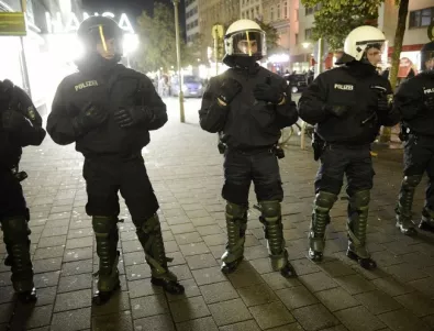 Поставят камери на униформите на германските полицаи 