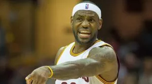 Атланта продължава да изумява НБА, Кайри и ЛеБрон се развихриха