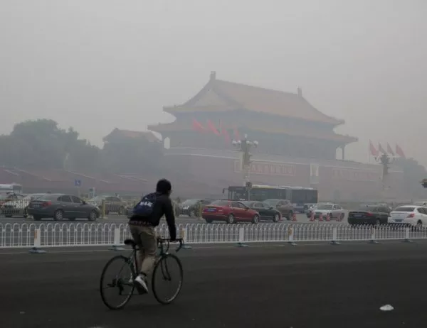 Експерти в Китай стават "дегустатори на смог"