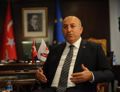 Турският външен министър заплаши с евентуално напускане на НАТО
