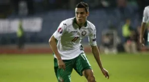 {{ otherArticle[0].article.title }}