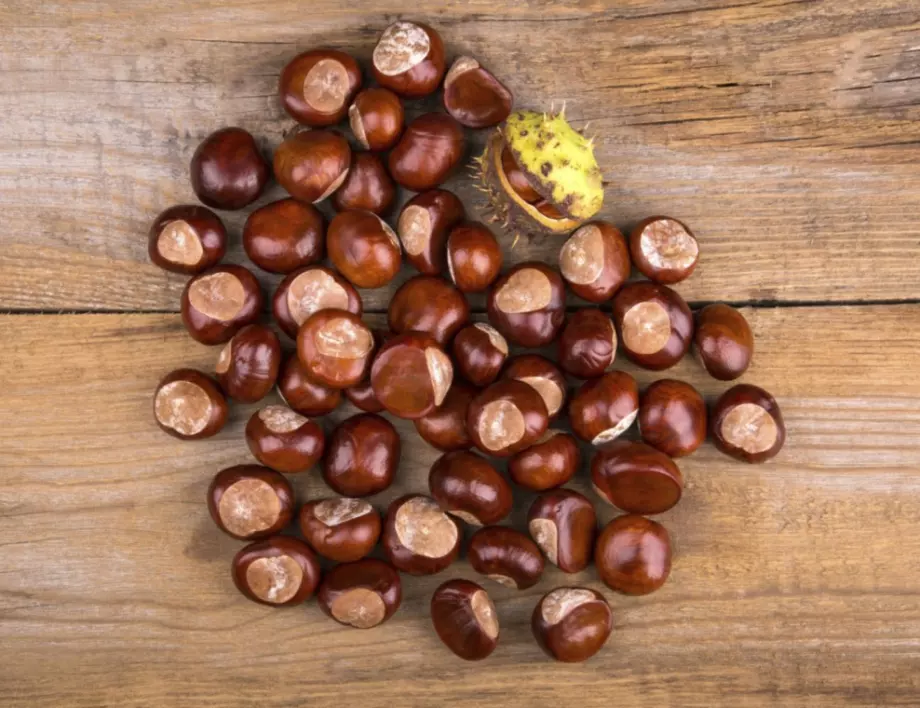 Научете този лесен трик за печене на кестени