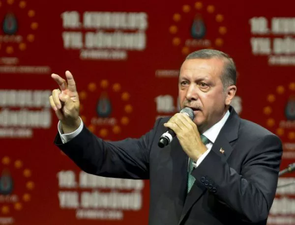 Ердоган пряко предупреди сирийските кюрди, че ще ги спре при Ефрат