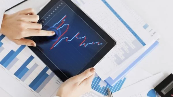 Отрицателна инфлация във Франция за първи път от шест години 