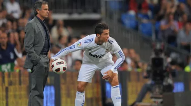 Агентът: Моуриньо може пак да води Реал (Мадрид)