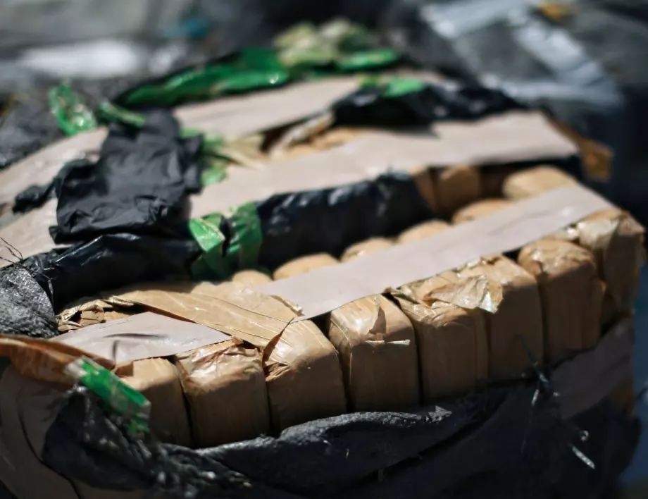 Лодка с кокаин за 80 млн. долара откриха край Маршаловите острови