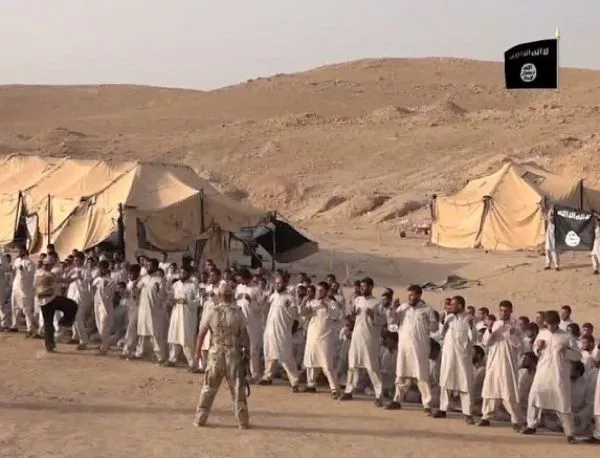 Спасени са близо 70 заложници, попаднали в плен на "Ислямска държава"