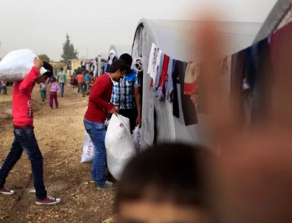 ЕС дава спешно милиони евро за голям бежански лагер в Сирия