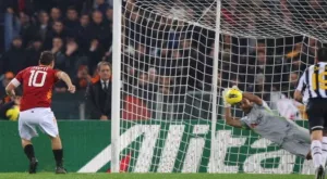 Буфон се заяде с Тоти: Когато губиш не трябва да се оправдаваш