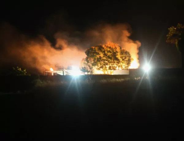 Силна експлозия рани работници в чешки завод за боеприпаси