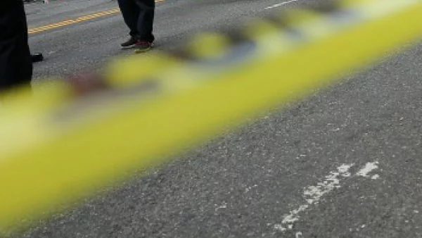 Учител обезвреди въоръжен ученик в САЩ