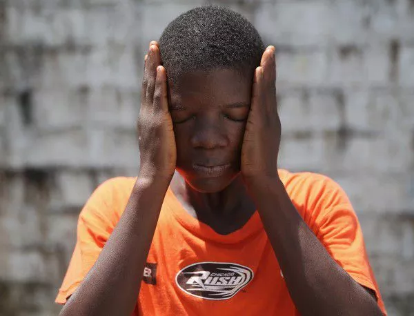 Заради ебола: Без събирания на обществени места в Сиера Леоне