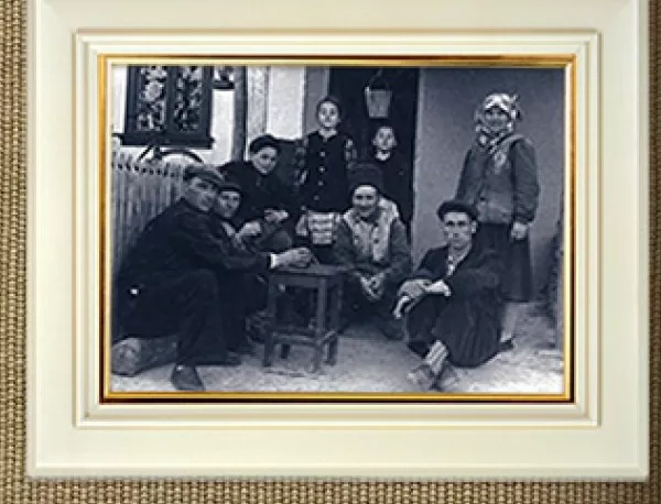 Изложба на стари снимки "Българите в Бесарабия: Хроника на XX век" ще бъде открита в Смолян