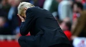 Арсенал се радва на хикс срещу Хъл, докато Челси марширува към титлата