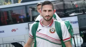 {{ otherArticle[0].article.title }}