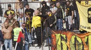 Ботевистите излизат на протест за Колежа