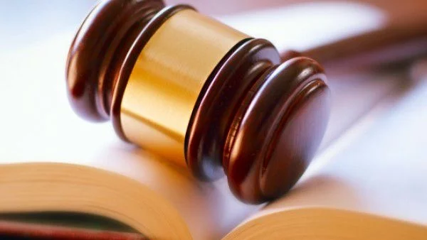 Съдът остави в ареста 18-годишния, обвинен за убийство при пиянска свада в Смолян