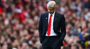 Медиите в Англия: Венгер е груб, снизходителен и арогантен (ВИДЕО)