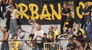 {{ otherArticle[0].article.title }}