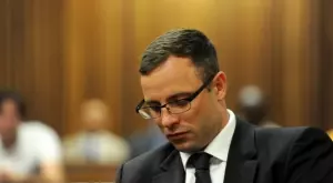 Пуснаха условно от затвора Оскар Писториус, убил приятелката си преди 11 години