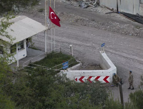 Нови взривни устройства открити и обезвредени в Турция