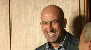 {{ otherArticle[0].article.title }}