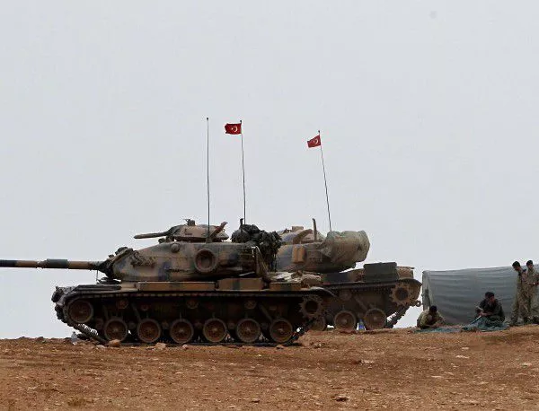 Турция се включва активно в удари срещу ИД, дава база на САЩ
