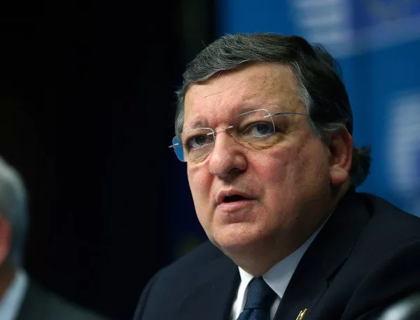 Интернет петиция за наказание на Барозу събра 140 000 подписа 