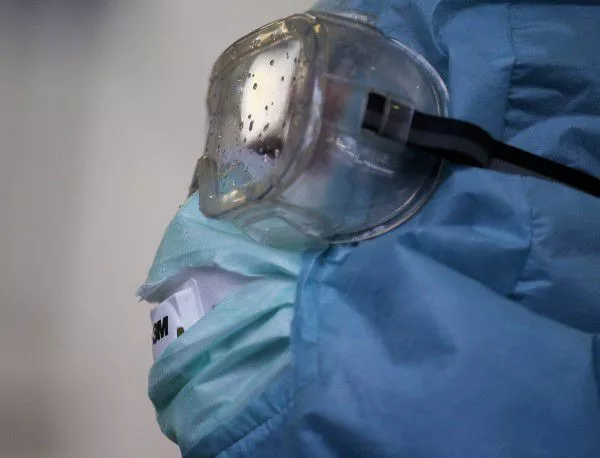Ебола в България - на гол тумбак, чифте пищови