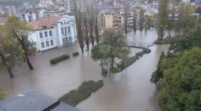 Потоп отлага Хасково - Литекс за догодина?