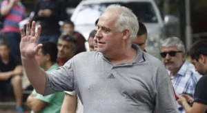 Джеки: Няма разделение между феновете, а оздравителите държаха Лупи за шлифера