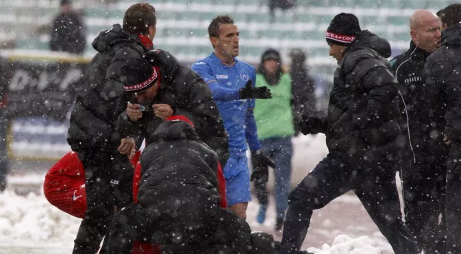 ЦСКА натиска БФС за наказание на Левски заради снежната топка