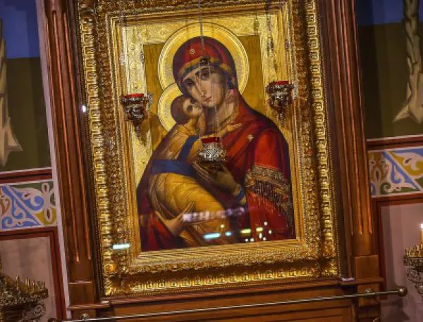 В столицата пристига чудотворната икона на Св. Богородица