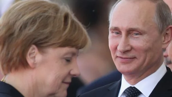 Меркел няма да отиде в Москва в Деня на победата