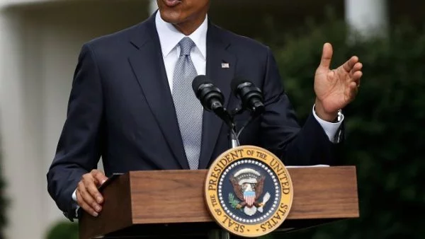 Обама поиска ограничения на оръжието, но крайно неубедително