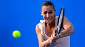 Пенета загуби само 3 гейма на старта