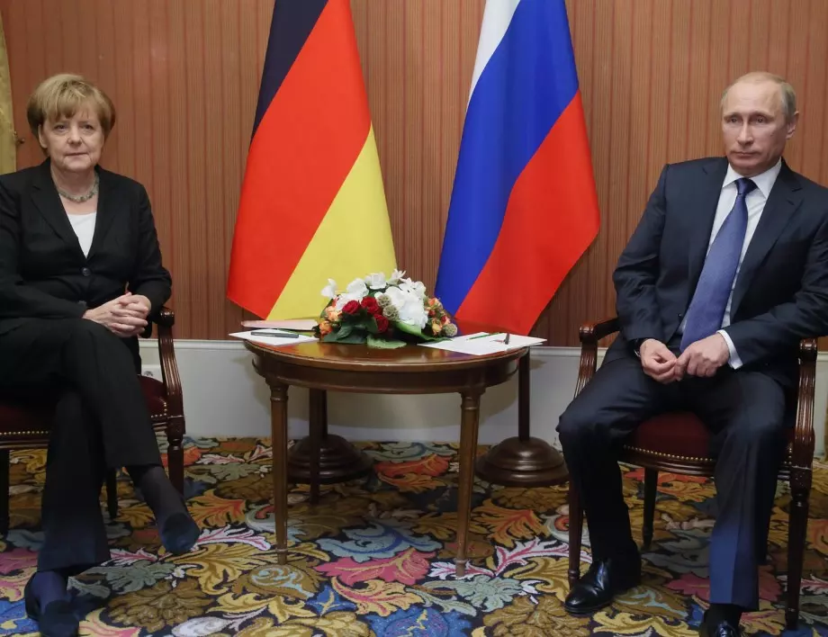 Русия гони двама германски дипломати