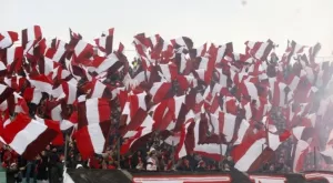 Червената любов победи синята омраза 