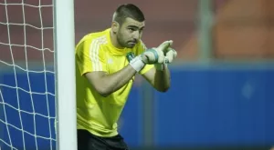 {{ otherArticle[0].article.title }}