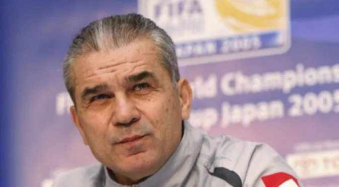 Селекционерът на Румъния определи футболистите си като аутсайдери